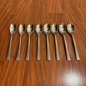 Yamazaki KorpiJaakko Linear Glossy Stainless Steel Tablespoon Set of 8